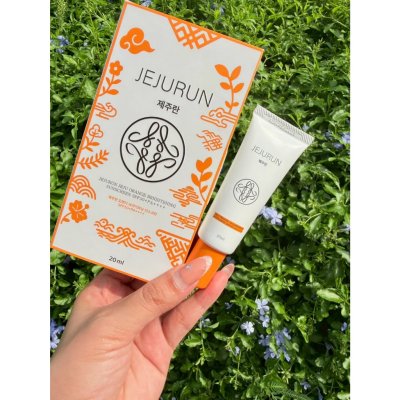 JEJURUN JEJU ORANGE BRIGHTENING SUNSCREEN SPF 50+ PA++++ (20ml) เจจูรัน เจจูออร์เร้นจ์ไบรท์เทนนิ่ง