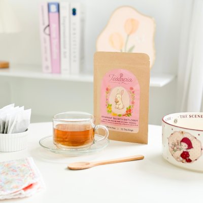 Teatopia Femme Bloom-Spearmint Tea with Safflower (1 กล่องมี 10 ซอง) เฟมบลูม-ชาสเปียร์มินต์ผสมดอกคำฝอย