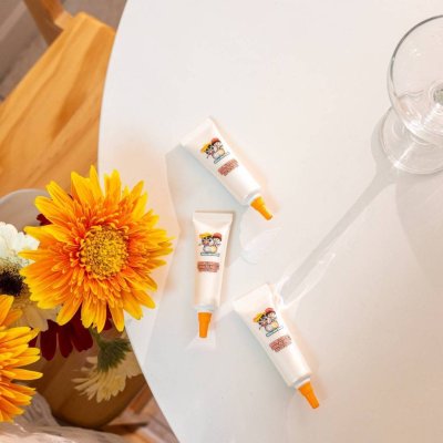 Gooz and Good Lovely Natural Milky UV Lotion SPF 50 PA+++ (10g) กู้ซ แอนด์ กู้ด เลิฟลี่ เนเชอรอล มิลกี้ ยูวี โลชั่น เอสพ