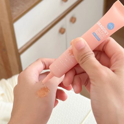 Blahmbooh Dragon'S Blood Super Intensive Clear Bright And Scar Gel (20g) บลาห์มบูห์ ผลิตภัณฑ์ดูแลผิวหน้าจากสิวและรอยสิว