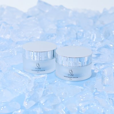 U Use Moisturizer Skin On (30g) ยู ยูส มอยเจอร์ไรเซอร์  สกิน ออน