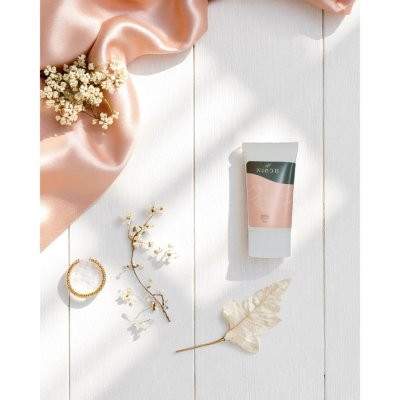 Niech Soothing Cream (50g) ณิฌ ซูทติ้ง ครีมบำรุงผิวหน้า