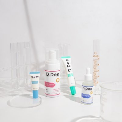 D.Dee เซ็ทครบจบสิว ดีดี SERUM &  Advanced spot gel & Cleansing Mousse & Moisturizer