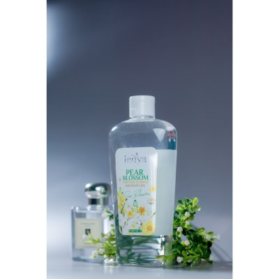 Jenya Pear Blossom Perfume Essence Shower Gel (300ML) แพร์ บลอสซัม เพอร์ฟูมเอสเซนส์ ชาวเวอร์เจลล์