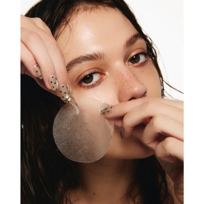 Gala Camille Moisture Drop Gel Coated Toner Pads (4 แผ่น)