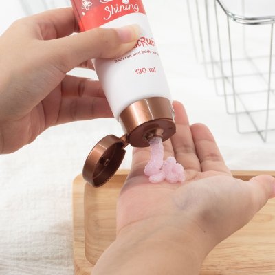 Shining Salt Scrub ชายนิ่ง สครับเกลือ ช่วยผลัดผิวที่หมองคล้ำ ผิวนุ่มชุ่มชื่น