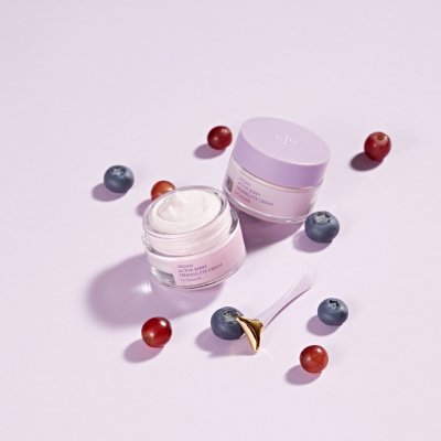 Dr.Ceuracle Vegan Active Berry Firming Eye Cream (32g) ดร.ซูราเคิล ครีมบำรุงรอบดวงตา