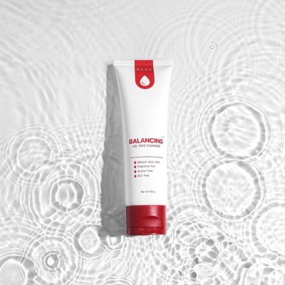 Klay Balancing Gel Face Cleanser เจลใสล้างหน้า สูตรอ่อนโยนพิเศษ ช่วยทำความสะอาดผิวหน้าได้