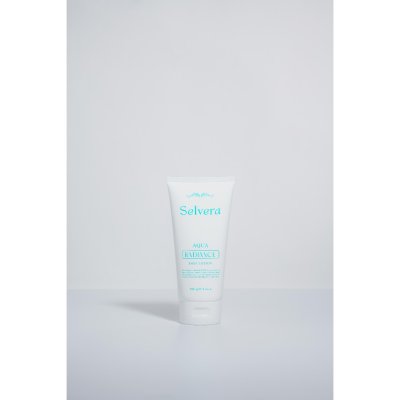 Selvera Aqua Radiance Body Lotion (180g) เซลเวร่า โลชั่นบำรุงผิวกายเนื้อบางเบา
