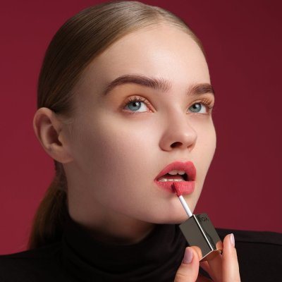 Y.O.U Rouge Velvet Matte Lip Cream วาย โอ ยู ลิปสติก เนื้อแมท บางเบา ติดทนนาน ไม่ติดแมส