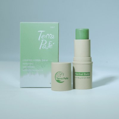 Terra Pafe Comfrey Extract Herbal Balm (7g) เทอร่า พาเฟ่ บาล์มคอมเฟรย์อโรม่า บำรุงผิว ลดอาการคัน