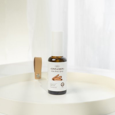 Seño Cinnamaon Acne Body Spray (100ml) ซินนามอน แอคเน่ บอดี้ สเปรย์