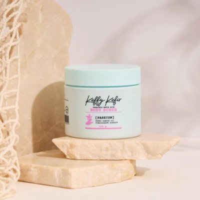 Keffy Kefir Milk Kefir Body Scrub (150g) มิ้วค์คีเฟอร์ บอดี้ สครับ