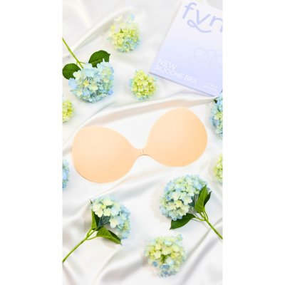 Fynn New Silicone Bra ซิลิโคนบรา+แผ่นกาวเปลี่ยนพร้อมอุปกรณ์ (รุ่นเปลี่ยนกาวได้)