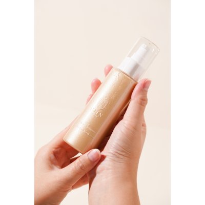 Clin Shimmer Oil Sunscreen (100ml) ชิมเมอร์ ออย์ ซันสกรีน