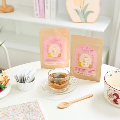 Teatopia Femme Bloom-Spearmint Tea with Safflower (1 กล่องมี 10 ซอง) เฟมบลูม-ชาสเปียร์มินต์ผสมดอกคำฝอย