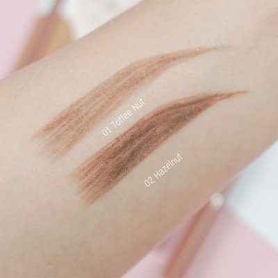 (ใช้โค้ดเหลือ 64.-) BeWiLD Proline Eyebrow บีไวลด์ ดินสอเขียนคิ้ว เนื้อนุ่มลื่น เม็ดสีแน่น กันน้ำ กันเหงื่อ ติดทน