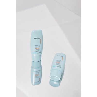 Kindness Freedom Sensitive Airlight Total Protect Sunscreen SPF50+ PA++++ (30ml) ไคนด์เนส กันแดดไฮบริดเนื้อน้ำนม