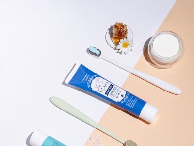 ยาสีฟันนมแพะ หรือ ยาสีฟันสมุนไพรนมแพะ (สูตรใหม่) (มีให้เลือก 2 สูตร) Toothpaste ฟลูออไรด์ 1500 ppm