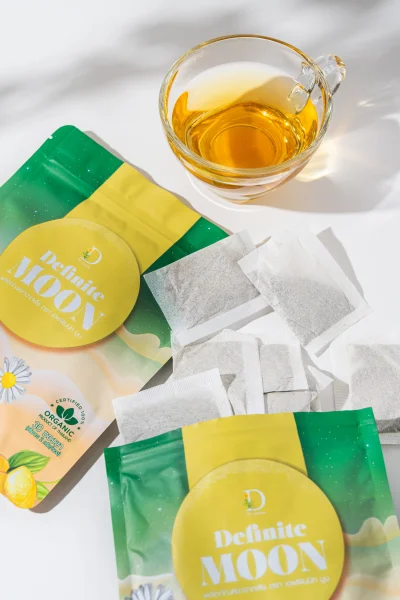 เดฟฟินนิท มูน (DEFINITE MOON)