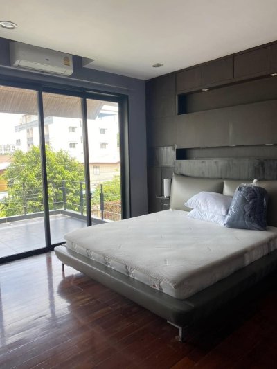 House Soi Saranakhom 17