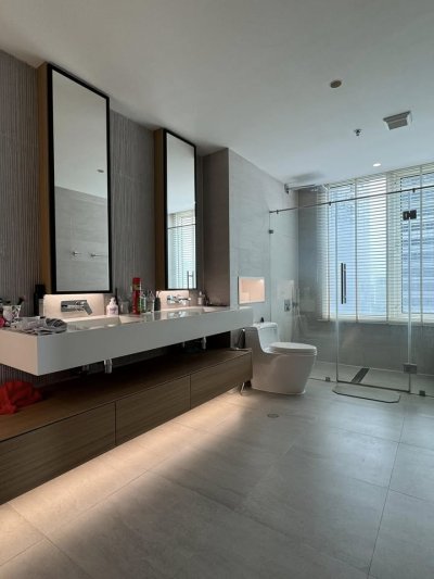 The Royal Saladaeng Condominium