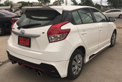 สปอยเลอร์ Yaris 2014 RS