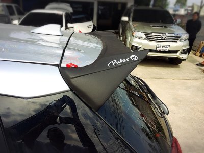 สปอยเลอร์ Yaris HB 2018 Rider V.1
