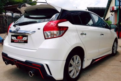 สปอยเลอร์ Yaris 2014 RS