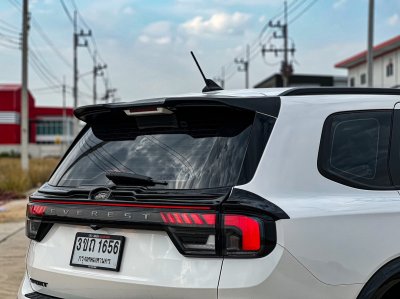 สปอยเลอร์ Ford Everest