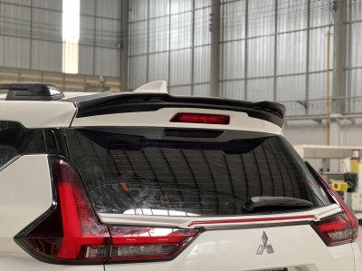 สปอยเลอร์  Xpander Cross 2023