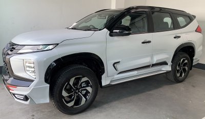 คิ้วล้อ Pajero 2020