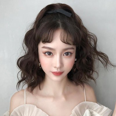 รหัส M61 : หางม้าผูกผมลอนหยิก : (ป้ายชมพู) ความยาวประมาณ 40 ซม. ไหมสังเคราะห์เกรดดี คุณภาพดี ไม่มีเงา - แถมหวี -