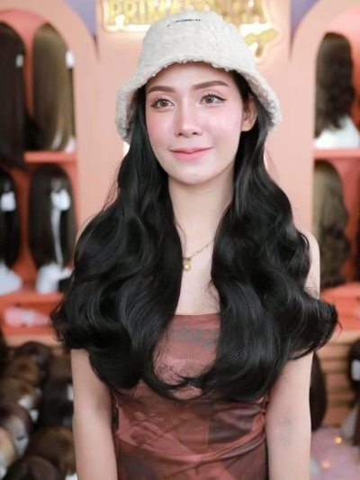 รหัส W97 - วิกหมวกสีขาวขนนุ่ม : วิกด้านใน(ผมลอนยาว) แบบเย็บติดหมวก ถอดไม่ได้ (แถมเน็ต+ขาตั้ง+ของแถม)
