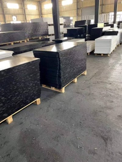 POM BLACK&WHITE FULLSHEET