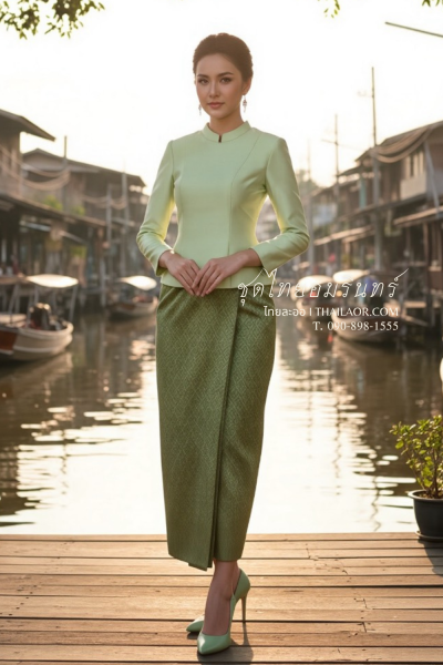 ชุดไทยอมรินทร์ สีเขียว (TA 015)
