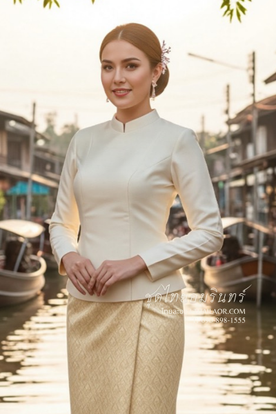ชุดไทยอมรินทร์ สีครีมทอง (TA 004)