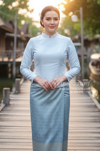 ชุดไทยอมรินทร์ สีฟ้า (TA 011)