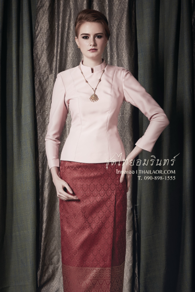 ชุดไทยอมรินทร์ สีแดงอ่อน (TA 027)