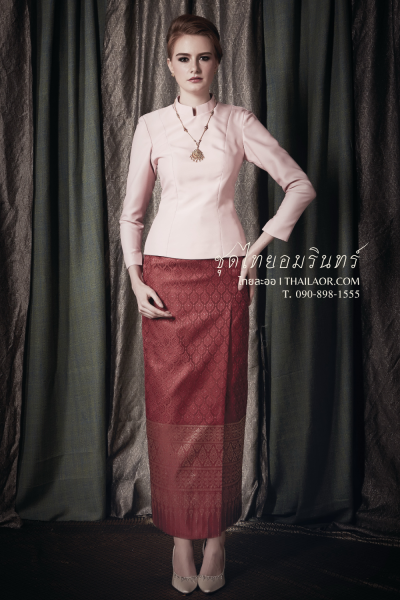 ชุดไทยอมรินทร์ สีแดงอ่อน (TA 027)