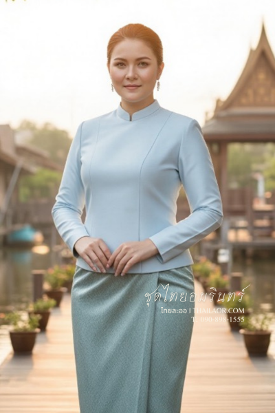 ชุดไทยอมรินทร์ สีฟ้าอ่อน (TA 025)