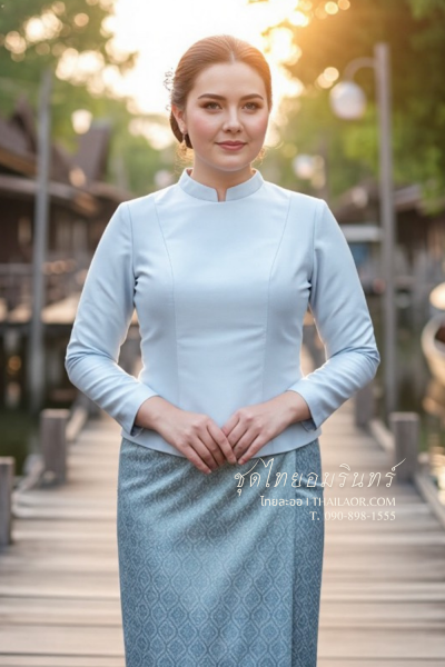 ชุดไทยอมรินทร์ สีฟ้า (TA 011)