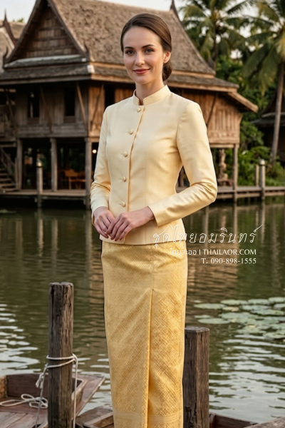 ชุดไทยอมรินทร์ สีครีมเหลืองทอง (TA 014)