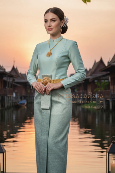 ชุดไทยบรมพิมาน สีฟ้าเงิน (TB 054)