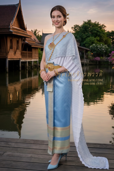 ชุดไทยจักรพรรดิ สีฟ้า (TCP 024)