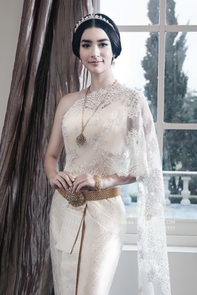 ชุดไทยจักรี สีครีม (TCK 001)