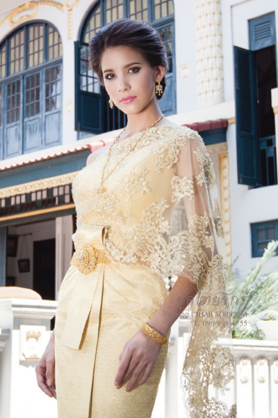 ชุดไทยจักรี สีเหลืองทอง (TCK 007)