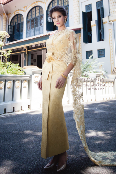 ชุดไทยจักรี สีเหลืองทอง (TCK 007)