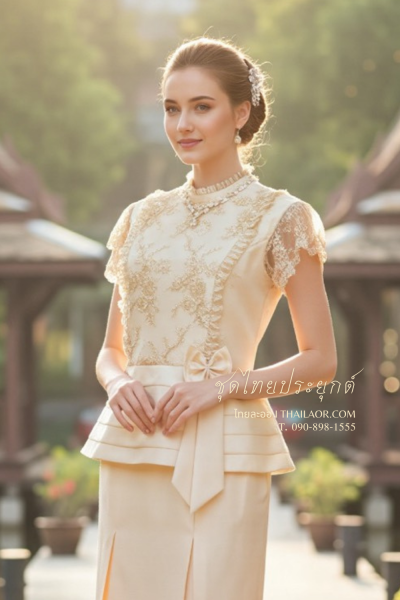 ชุดไทยประยุกต์ สีทอง (TP 033)