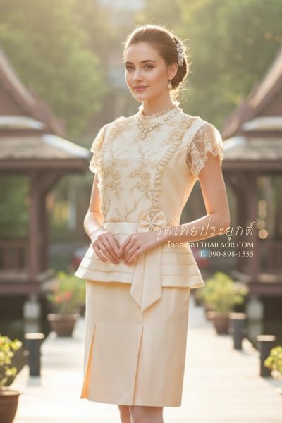 ชุดไทยประยุกต์ สีทอง (TP 033)